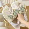 Pantuflas de algodón con tacón para mujer 2026 nuevo estilo de invierno para interior en casa cálidas de felpa postparto zapatos de algodón estilo mujer invierno