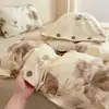 Conjunto de Quatro Peças de Algodão e Linho Tingido com Fio Retrô de Grau A para Mãe e Bebê Conjunto de Quatro Peças de Roupa de Cama de Algodão e Linho Quatro Peças