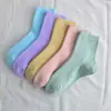 Calcetines de algodón para mujer, colección de otoño, color liso, longitud a media pantorrilla, diseño de volantes de moda, sin costuras, aptos para todas las estaciones, calcetines de media pantorrilla estilo negocios para mujer