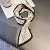 Bufanda Larga de Seda para Mujer 2026 Estilo Nuevo Bufanda para el Cuello con Tacto de Alta Gama, Bufanda Pequeña de Alta Gama Moderna y Elegante para Combinar con Camisas