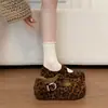 Zapatos retro estilo Mary Jane para mujer, nuevos zapatos de verano y otoño 2026 para mujer, planos y cómodos, adecuados para combinar con faldas, zapatos de un solo color estilo Birkenstock