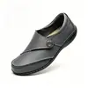 Suministro exclusivo transfronterizo para Amazon: Zapatos de mujer de cuero genuino con suelas suaves, antideslizantes, planos, estilo casual, diseñados para mujeres de mediana edad y mayores, para exportación