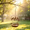 Bestseller transfronterizo: Escultura de hierro con forma de corazón colgante oxidado con tres comederos para pájaros, accesorio decorativo colgante para jardín y patio
