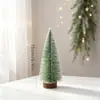 Vários Tipos de Árvores de Natal de Mesa, Árvores de Natal Nevadas com Flocos no Estilo Ins Nórdico, Árvores de Natal Artificiais Xadrez no Estilo Country Americano