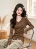 Camiseta feminina de manga longa com ombros caídos e decote V, novo estilo primavera/outono, casual, versátil, slim fit, top quente, camada base