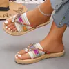 Novas Sandálias de Dedo com Salto Anabela Estilo Fada de Verão para Mulheres, Tecido de Palha Floral com Solado Grosso Casual para Férias no Campo e Praia