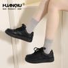 Tenis Negros Universales para Mujer Verano 2025 Nueva Moda Versátiles Transpirables Zapatos Ropa de Trabajo Casual para Mujer Zapatos Negros Pequeños
