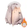 Parka de Trabajo Woodpecker para Hombres y Mujeres 2025 Nueva Invierno Cuello de Piel Engrosada Forro Polar Chaqueta de Plumas Súper Bonita