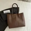 Bolsa Grande de Splicing para Sogra para Mulheres 2025 Nova Bolsa de Ombro de Outono Cor Contrastante Retro Classe Roupas de Trabalho Bolsa Tote