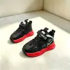 27-31 Sapatos Infantis Novo Estilo Crianças Pequenas e Médias Superfície de Couro Tênis Esportivos Solado Leve Tênis de Corrida para Meninos