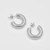 Aretes Europeos y Americanos Transfronterizos Simples Brillantes en Forma de C de Círculo Hueco para Mujer, Aretes de Acero de Titanio Nicho de Lujo Ligero de Alta Gama al Por Mayor