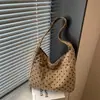 Bolso tote extragrande de estilo coreano transfronterizo para mujer, con un diseño único, moderno y elegante, versátil bolso de hombro de lunares