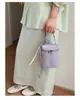 2026 Bolso Pequeño de Moda Estilo Coreano Dulce con Patrón de Lichi, Bolso Cruzado Simple y Elegante para Mujer