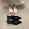2026 Novo Estilo Sapatos de Salto Agulha Pontudos Plissados, Sandálias Baixas Sem Costas, Com Tiras Estilo Francês Elegantes para Primavera/Verão