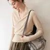 Suéter de Cachemira Nuevo Otoño e Invierno para Mujer Nuevo Francés Cruzado Cuello en V Suéter de Punto con Temperamento Moda Tejido Retro Top Base