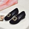 Sapatos Confortáveis de Corte Profundo Slip-On, Sapatos Slip-On de Camurça para Primavera e Outono, Sapatos Femininos com Solas Macias, Mocassins de Couro Macio, Saltos Grossos, Sapatos Baixos de Bico Redondo para Mulheres