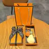 Caja de regalo de combustible para el examen de ingreso a la universidad para ganar el primer llavero de girasol bolsa colgante de bolsa para enviar a los estudiantes regalo de graduación