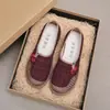 Novidade de Primavera Estilo Antigo Sapatos de Pano de Pequim para Mulheres, Sapatos de Salto Único Antiderrapantes com Solado Macio, Sapatos de Estilo Étnico para Mães de Meia-Idade e Idosas, Sapatos Confortáveis para Idosos