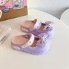 Zapatos para niña Mary Jane con agujeros, sandalias para bebé para exteriores, sandalias antideslizantes para interiores, zapatos de playa lindos de dibujos animados