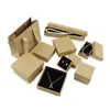 Caja de cartón retro de papel Kraft para embalaje de joyería, caja de regalo para pulsera, collar, anillo, logotipo imprimible, venta directa de fábrica