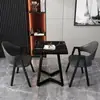 Mesa y sillas de reunión de estilo nórdico, moda italiana, lujo ligero; mesa de recepción y negociación de negocios de alta gama, mesa de ocio para patio