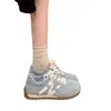 Zapatillas de entrenamiento estilo Forrest Gump para niñas, nuevo modelo 2026, zapatillas casuales versátiles de suela blanda para niñas mayores, súper estilosas