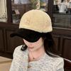 Boné de Baseball Plush Quente da Moda para Mulheres no Outono e Inverno, Versátil Estilo de Rua Fashionável Boné Bico de Pato, Chapéu Trendy Ins
