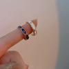 Anel de cor esmaltada feminino com padrão azul, anel de dedo em cruz, design de nicho avançado, luz, luxo, anel de namorada