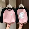 Camiseta de Manga Larga con Retazos para Niña, Capa Base DeRong Ropa de Otoño 2026 Nuevo Top Térmico Interior para Niños Otoño/Invierno