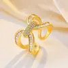 Anillo de Lujo Ligero Estilo Francés de Alta Gama Totalmente Incrustado con Microdiamantes para Mujer, Súper Brillante, Moderno, Exquisito, Versátil, Modelo Nuevo, Anillo de Venta Caliente en Transmisión en Vivo