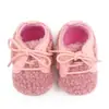 Novo Estilo Outono e Inverno Sapatos para Bebê Menina de 0-1 Ano, Sapatos Quentes para Bebê com Cadarço, Sapatos de Algodão com Solado Parcial de Borracha, Sapatos para Criança Pequena