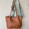 Bolso tote tejido retro transfronterizo, nueva colección de otoño, elegante y de alta gama, gran capacidad, adecuado para ir al trabajo, bolso de hombro, bolso de mano, y se puede llevar debajo del brazo