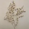Boda Flores artificiales doradas Flor de plástico Césped colgante del techo del salón de bodas Hoja de ginkgo Madera Hortensia Flor falsa brumosa