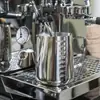 Jarra para Latte Art de Café em Aço Inoxidável com Bico Pontiagudo, Jarra Espessada para Espumar Leite com Escala, Adequada para Uso Doméstico e Comercial