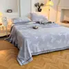 Manta Jacquard de Lana de Leche de Doble Capa con Borde Ancho para Comercio Exterior Transfronterizo - Serie de Lujo Ligero Manta Decorativa para Oficina temu