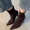 Primer Encuentro Temporada Botines Delgados de Tacón Alto para Mujer 2026 Piel Mate Hebilla Punta Fina Botines Cortos con Temperamento Botines Individuales de Tacón Delgado Retro