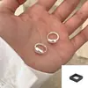 Pendientes de Aro Lisos con Pasador de Plata 925 para Mujer 2025 Nuevo Popular Diseño de Nicho Pendientes de Gama Alta Pendientes de Lujo Accesible