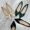 Sapatos slip-on estilo francês, estilo delicado, sapatos femininos de bico fino com sola macia, 06 outono novo sapatos de decote baixo, sapatos baixos