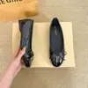 Zapatos planos rojos pequeños para la noche de suela blanda, zapatos de hada, nuevos de primavera 2026, para combinar con faldas, zapatos para conducir