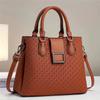 Bolsa Transversal de Ombro Atmosférica Transfronteiriça 2024 Nova Feminina Portátil Estampada em Relevo Moda Bolsa para Mãe Bolsa de Ombro Versátil