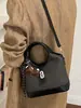Bolsa de Balde Exquisita Simples Transfronteiriça de Verão 2026 para Mulheres, Bolsa de Ombro Transversal Fashion, Bolsa de Mão de Nicho