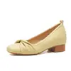 Zapatos Planos Elegantes Blancos Franceses para Mujer 2025 Primavera y Otoño Nuevo Estilo Tacón Grueso Boca Baja Slip-On Zapatos de Falda Suaves para Abuela