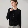 Suéter de cashmere com design floral em renda de pérolas tridimensional, cardigã feminino de gola redonda, novo estilo outono/inverno, peça de outer wear da moda com mangas compridas