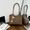 Bolso grande de mujer retro transfronterizo, nuevo bolso de mano de moda otoño 2026, bolso de hombro, bolsa tote simple para el día a día