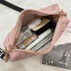 Bolso de Hombro Lingge para Mujer 2022 Simple Casual Impreso Correa de Hombro Bolso Comercio Electrónico Transfronterizo Venta al por Mayor Bolso Pequeño Bolso Cuadrado para Mujer
