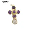 Wt-Jp449 Novo Pingente Longo com Pedras Coloridas em Formato de Cruz, Inlay de Concha Branca e Pedras com Glitter Ametista