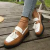 Nuevos zapatos de cuero de tacón medio con flecos de estilo europeo y americano, talla grande 2026, mocasines de estilo británico de comercio exterior, venta al por mayor de primavera y otoño, talla grande