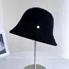 Gorro de Punto Simple Retro con Etiqueta Dorada para Mujer, Sombrero Cubo Cálido de Otoño e Invierno, Sombrero Cloche Versátil de Color Sólido, Sombrero de Bomba a la Moda