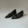 Sapatilhas SIXWOO estilo francês de bico fino para mulheres, com salto oculto, design de amarrar, abertura rasa, modernas e versáteis, nova cor nude