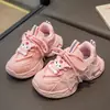 Zapatos de Niña Verano 2026 Nuevo Modelo Malla Ligeros para Niños Zapatillas de Suela Suave Transpirables Antideslizantes Zapatos de Papá para Niñas